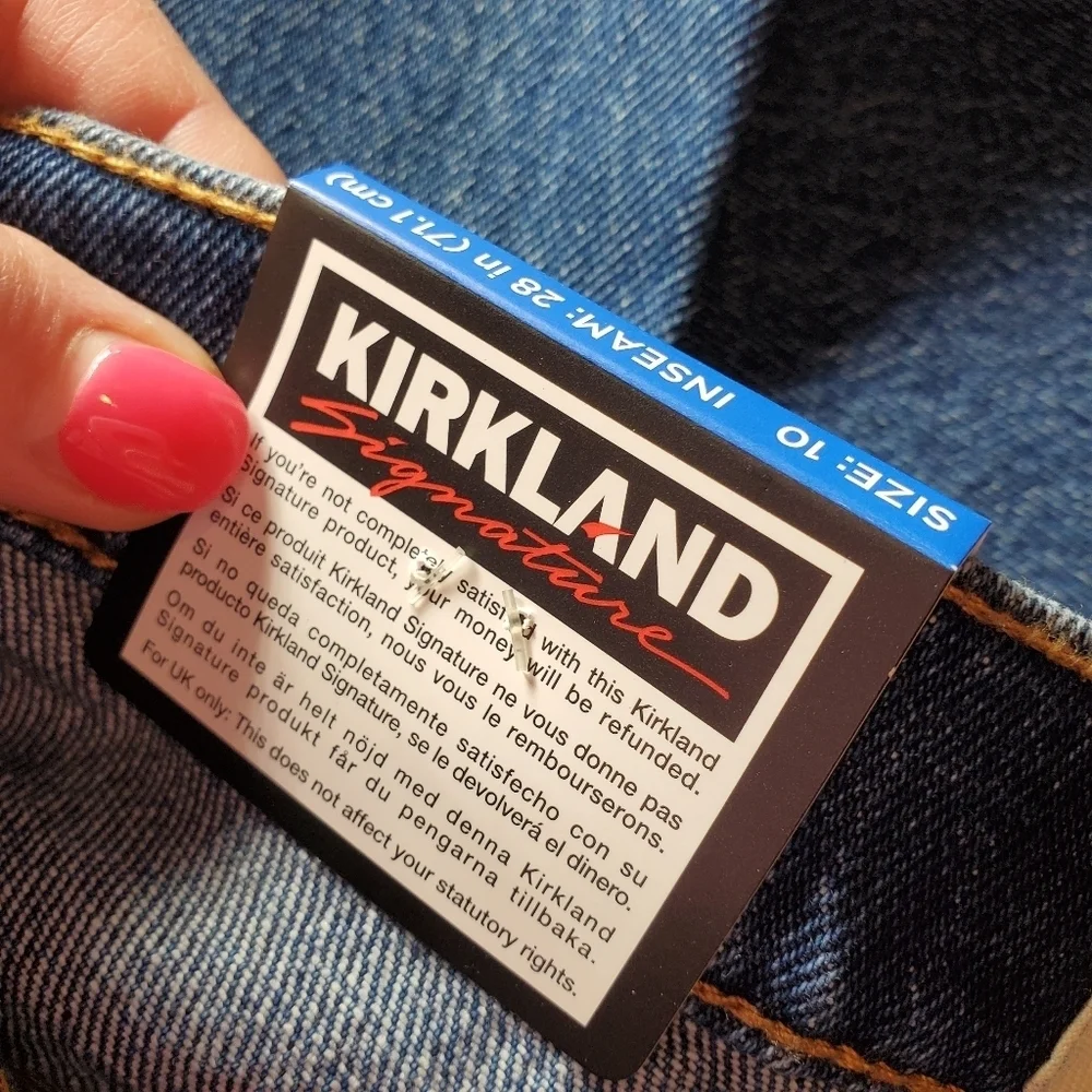 NWT Kirkland High-Rise Straight Fit Women’s Jeans Size 10